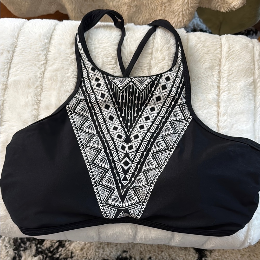 Black and White Geometric Bikini Top